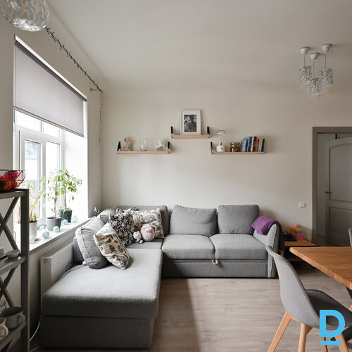 Pārdod dzīvokli Tērbatas iela 59/61