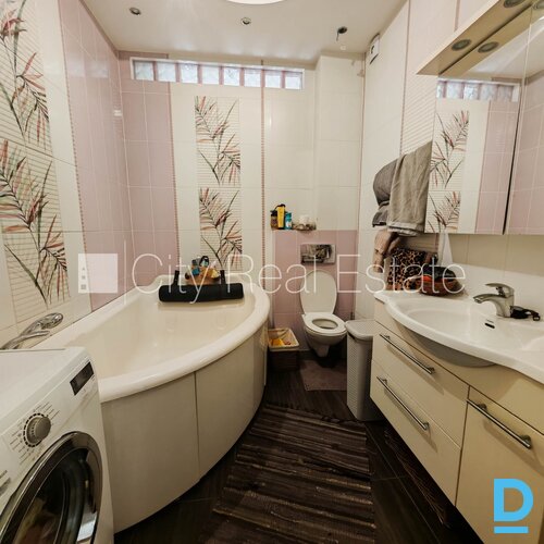 Izīrē dzīvokli Rīgā