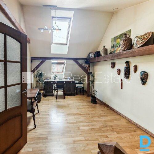 Izīrē dzīvokli Rīgā