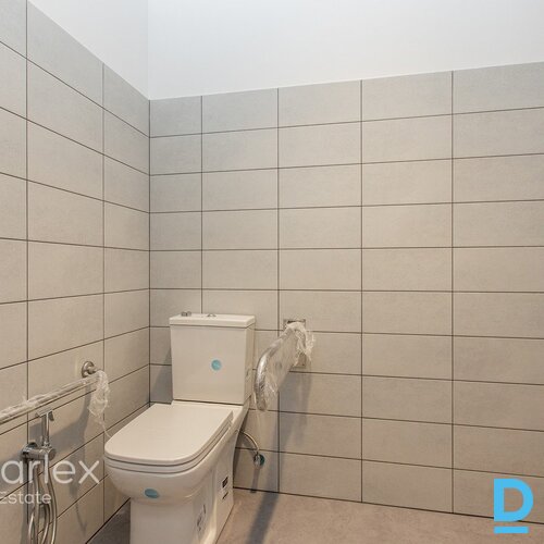 Mūsdienīgs un gaišs birojs pēc kosmētiskā remonta pie Vērmanes parka Mūsdienīgs un gaišs birojs pēc kosmētiskā remonta pie Vērmanes parka