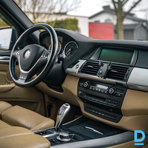 Pārdod BMW X5 3.0d, 2008