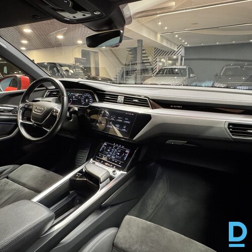 Pārdod Audi Etron 55 S-line Black Edition, 2020