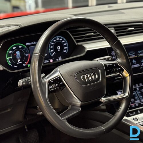 Pārdod Audi Etron 55 S-line Black Edition, 2020