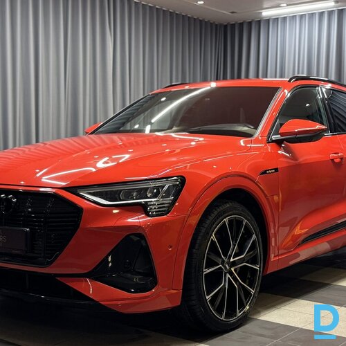 Pārdod Audi Etron 55 S-line Black Edition, 2020