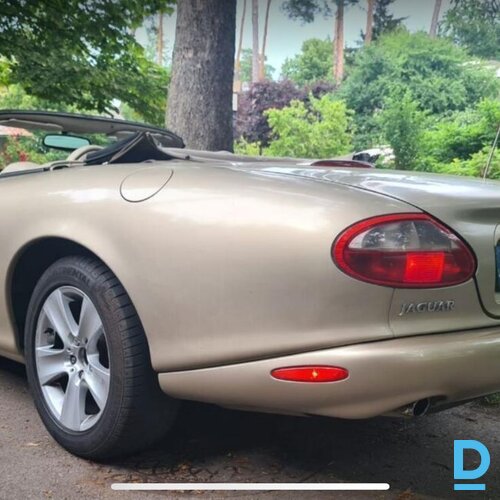 Pārdod Jaguar XK8 1999