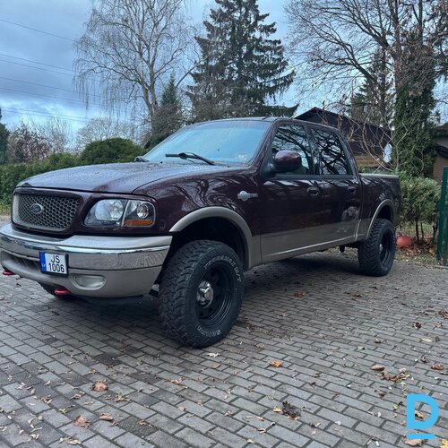 Pārdod Ford F150, 2002