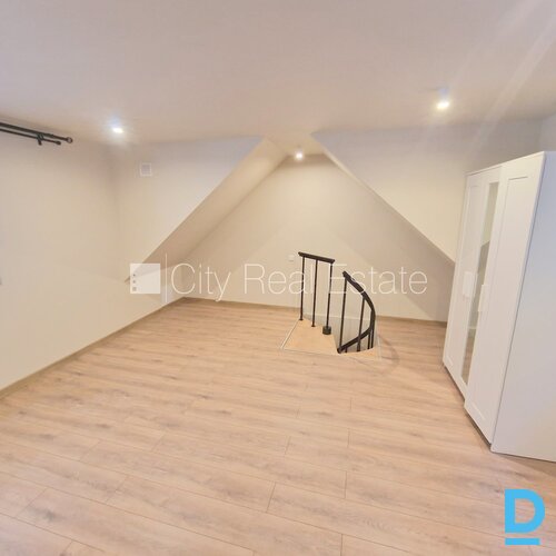 Izīrē dzīvokli Rīgā