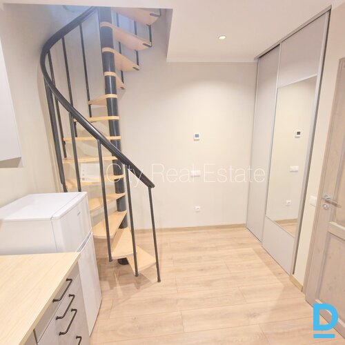 Izīrē dzīvokli Rīgā