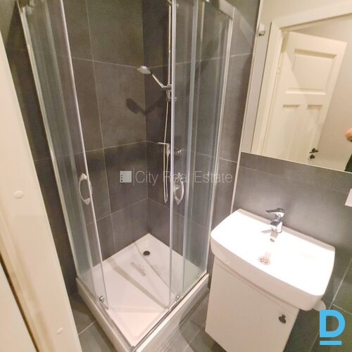 Izīrē dzīvokli Rīgā