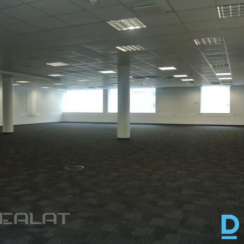 Izīrē biroju Mednieku iela 4a