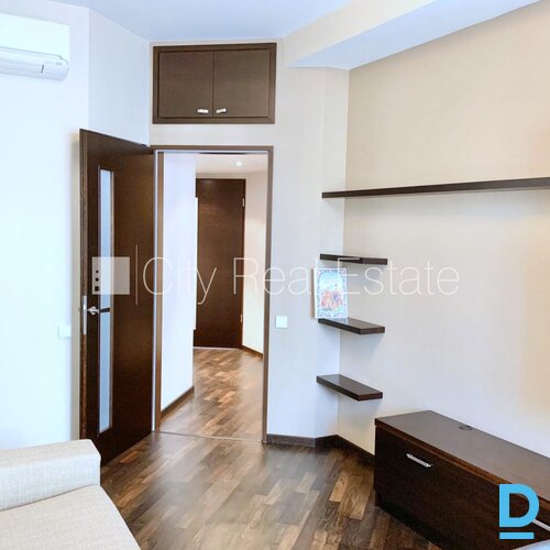 Izīrē dzīvokli Rīgā