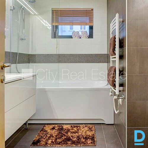 Izīrē dzīvokli Rīgā