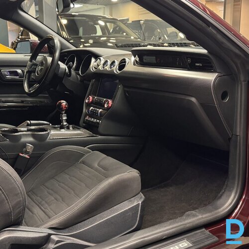 Pārdod Ford Mustang GT 5.0i, 2018