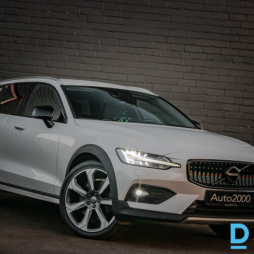 Pārdod Volvo V60 Cross Country Insription, 2021