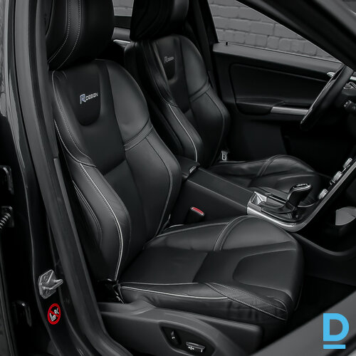 Pārdod Volvo XC60 D4 133kw R-Design, 2014 Pārdod Volvo XC60 D4 133kw R-Design, 2014