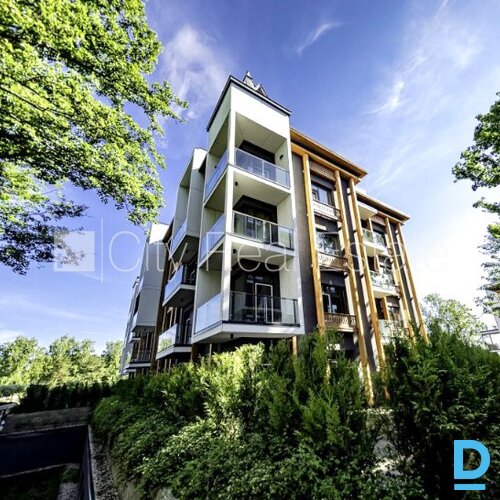 Pārdod dzīvokli Jūrmalā