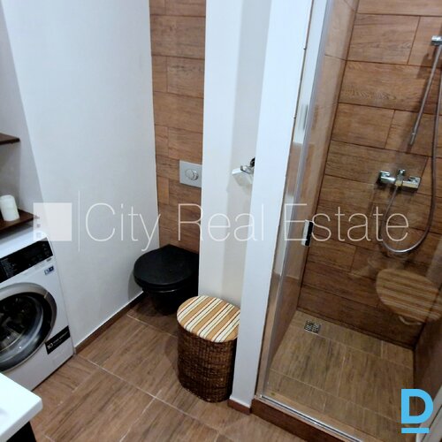 Pārdod dzīvokli Jūrmalā