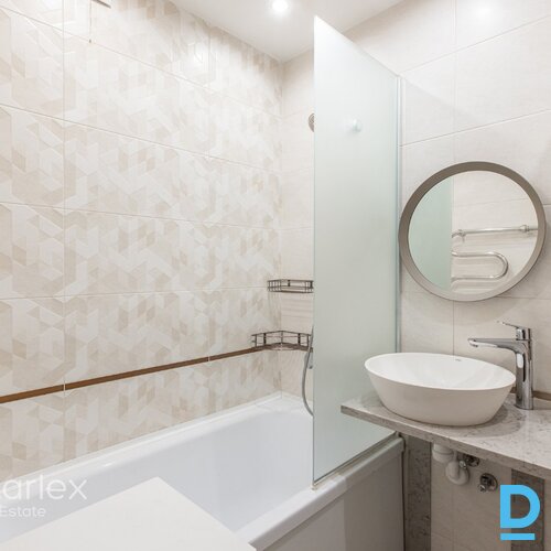 Divistabu dzīvoklis Vecmīlgrāvī