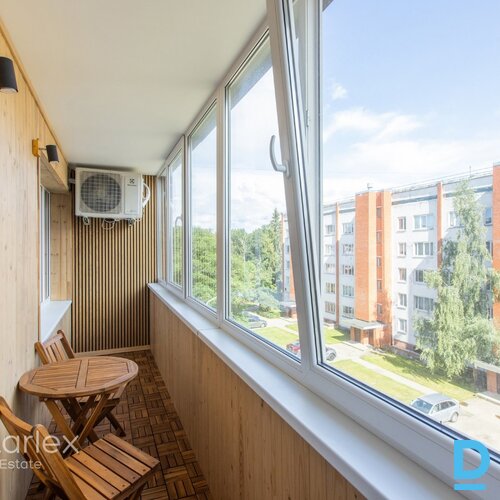 Divistabu dzīvoklis Vecmīlgrāvī