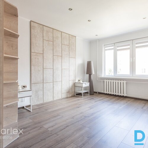 Divistabu dzīvoklis Vecmīlgrāvī