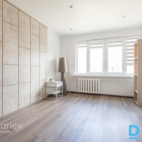 Divistabu dzīvoklis Vecmīlgrāvī