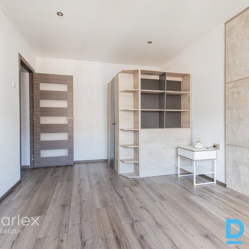 Divistabu dzīvoklis Vecmīlgrāvī