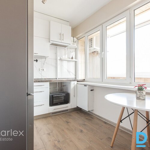 Divistabu dzīvoklis Vecmīlgrāvī