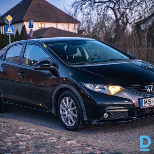 Pārdod Honda Civic 2.2d, 2012