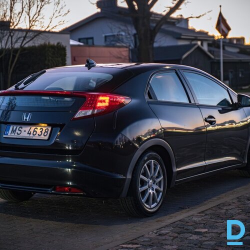 Pārdod Honda Civic 2.2d, 2012