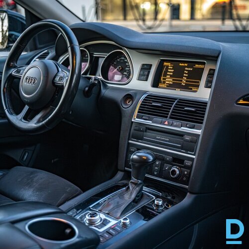 Pārdod Audi Q7 3.0d, facelift, 2011