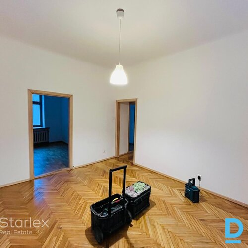 Kompakts 3-istabu dzīvoklis Rīgas centrā