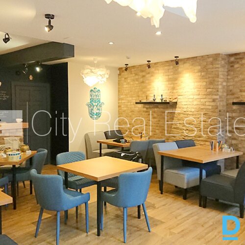 Pārdod komerctelpas Rīgā