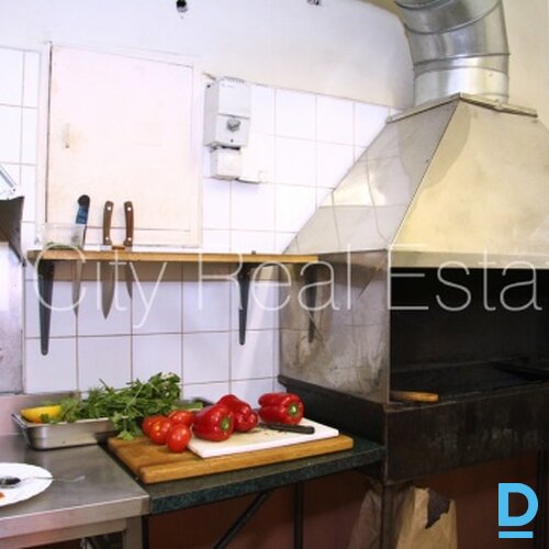 Pārdod komerctelpas Rīgā