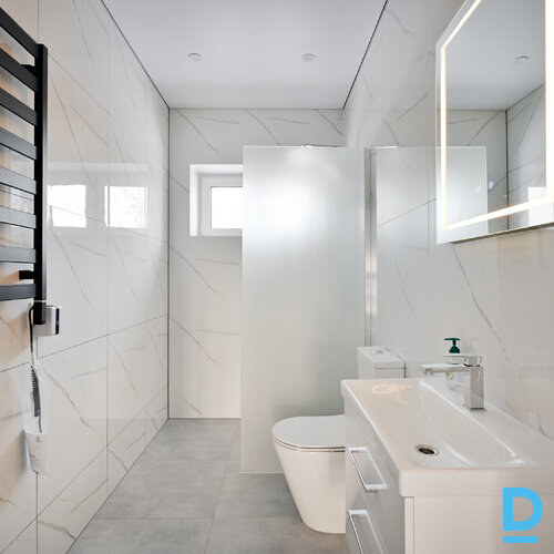 Pārdod māju Mazā rožu iela 8