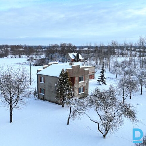 Pārdod māju Tīrumi