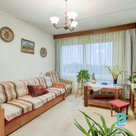 Pārdošanā mājīgs 2 istabu dzīvoklis ar ērtu plānojumu klusā, zaļā apkaimē.Plānoj