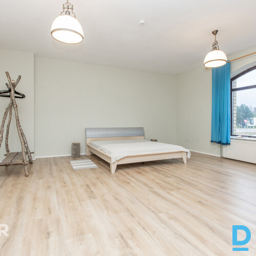 ? Izcila iespēja – plašs īpašums pie jūras ar daudzveidīgu pielietojumu!Vai mekl