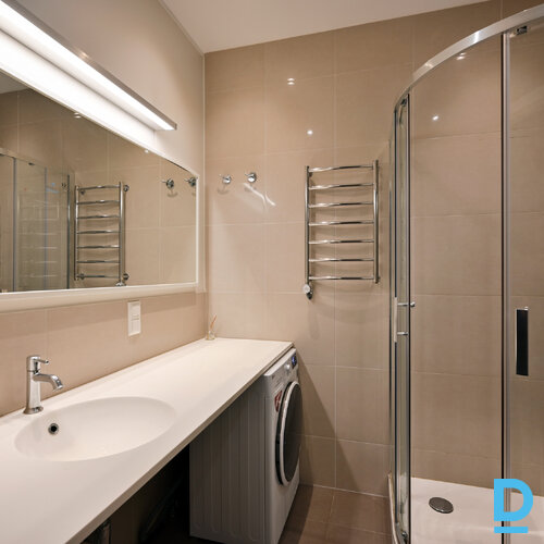 Pārdod dzīvokli Asaru prospekts 57