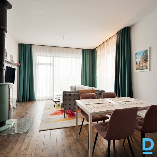 Pārdod dzīvokli Asaru prospekts 57