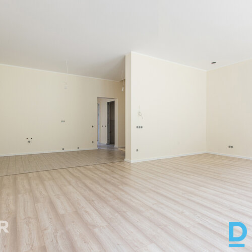 Pārdošanā jauna ģimenes māja ar pilnu apdari Dzidriņās.Māja ir celta un nodota e