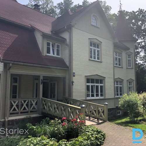Četru stāvu villa - kā dzīvošanai, tā biznesam Četru stāvu villa - kā dzīvošanai, tā biznesam