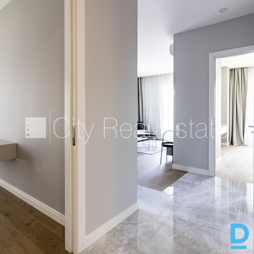 Izīrē dzīvokli Jūrmalā