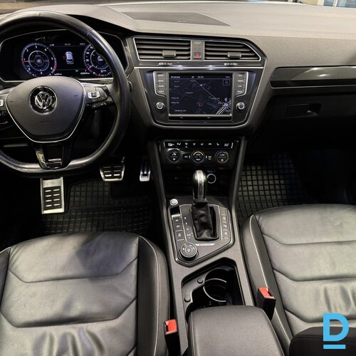 Pārdod Volkswagen Tiguan 2.0tdi 4motion, R-line, 2016