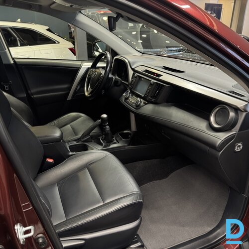 Pārdod Toyota Rav4 2.0d Awd, 2016