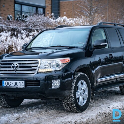 Pārdod Toyota Land Cruiser 200 4.5d, 2013