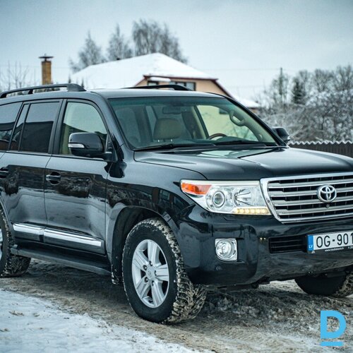 Pārdod Toyota Land Cruiser 200 4.5d, 2013 Pārdod Toyota Land Cruiser 200 4.5d, 2013
