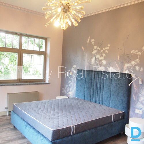 Izīrē māju Jūrmalā