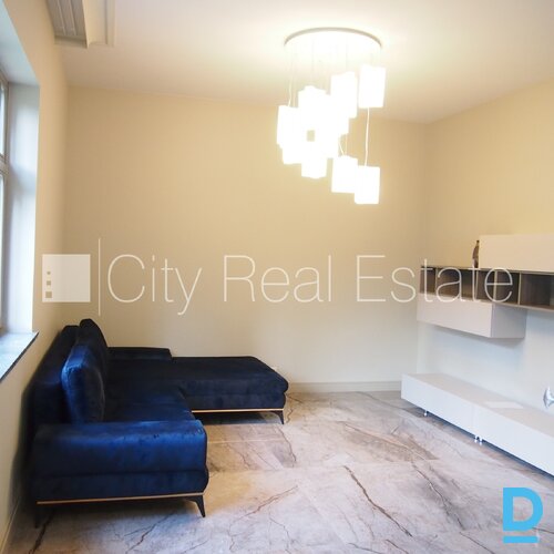 Izīrē māju Jūrmalā