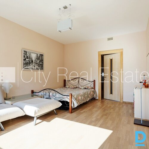 Izīrē dzīvokli Jūrmalā