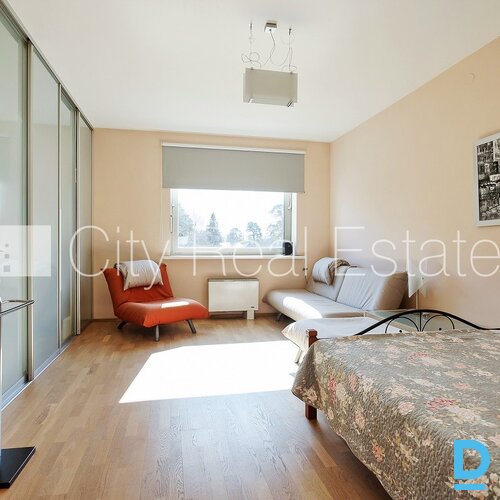 Izīrē dzīvokli Jūrmalā